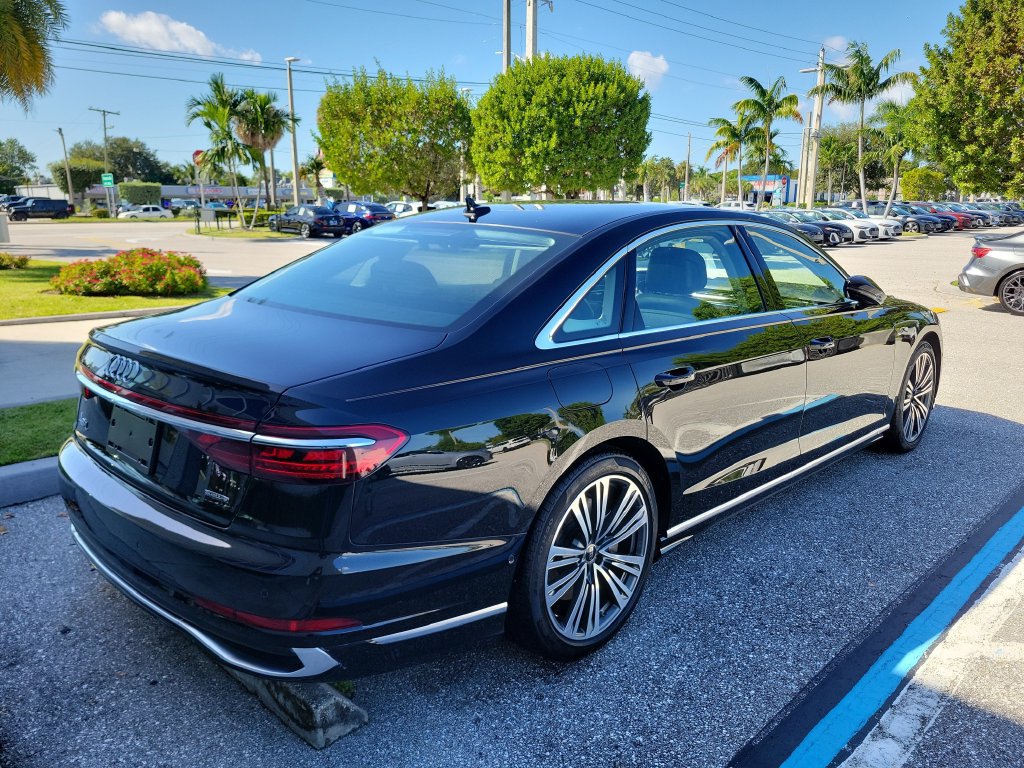 Certified 2023 Audi A8 L 3.0T AWD/4WD image 6