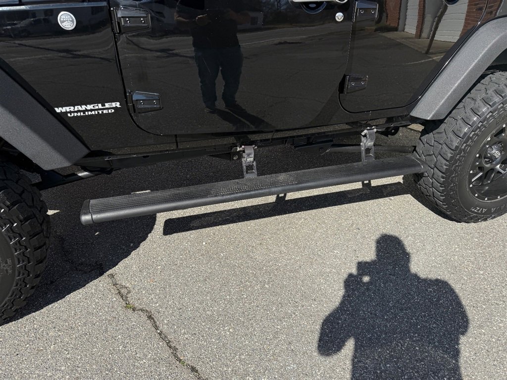 Used 2015 Jeep Wrangler Unlimited Rubicon w/ Dual Top Group image 20