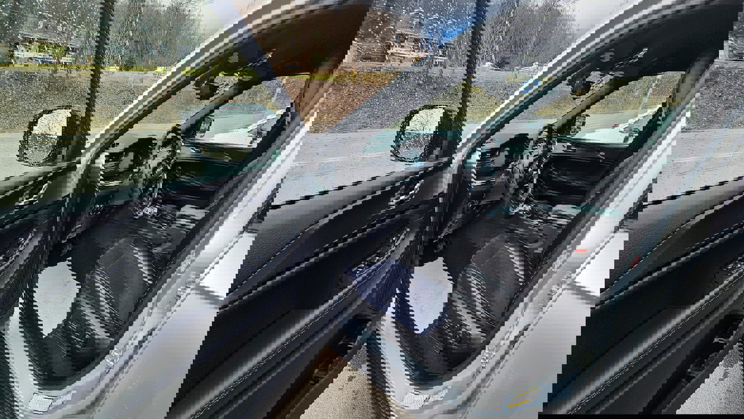 Used 2024 Jeep Grand Cherokee L Laredo image 28