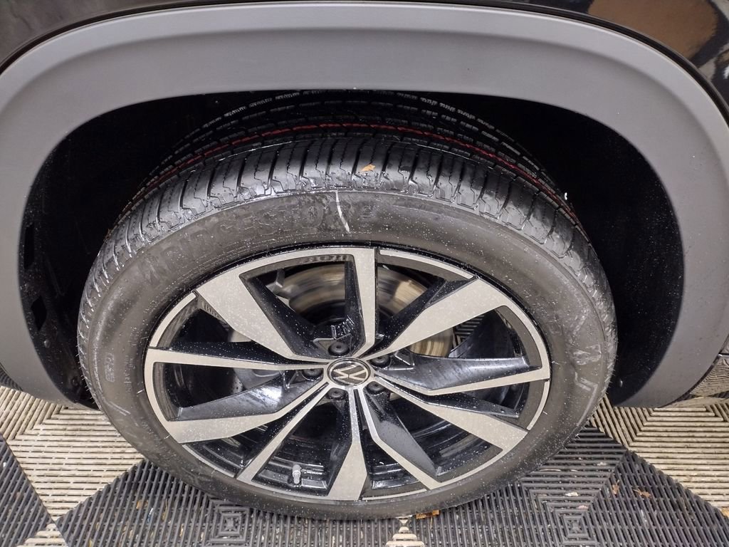 New 2026 Volkswagen Atlas SEL Premium R-Line image 6