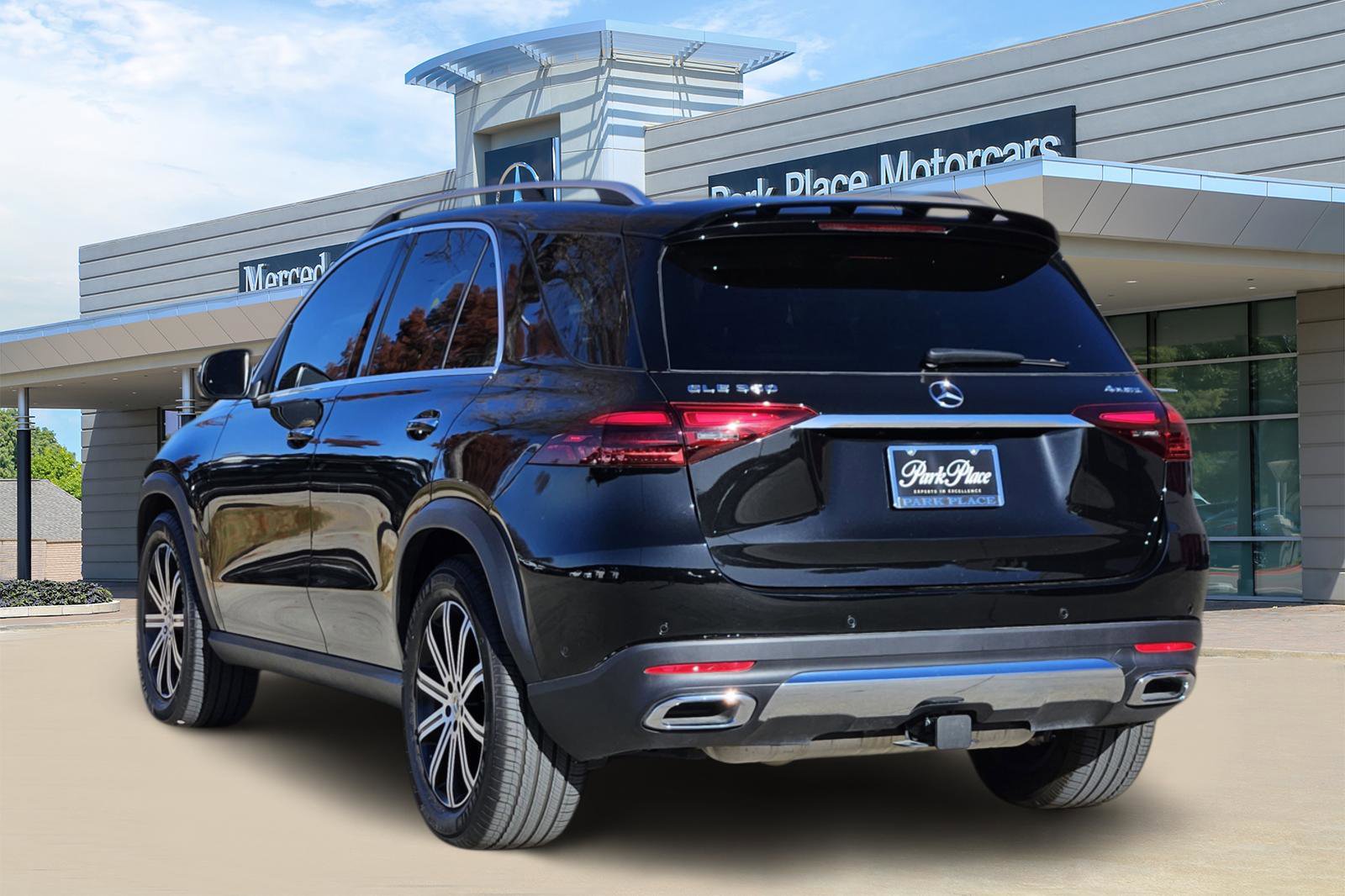 Certified 2026 Mercedes-Benz GLE 350 4MATIC image 5