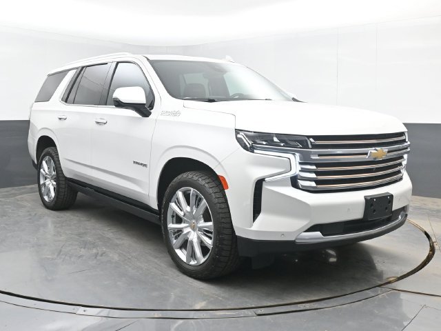 Used 2023 Chevrolet Tahoe High Country AWD/4WD image 2