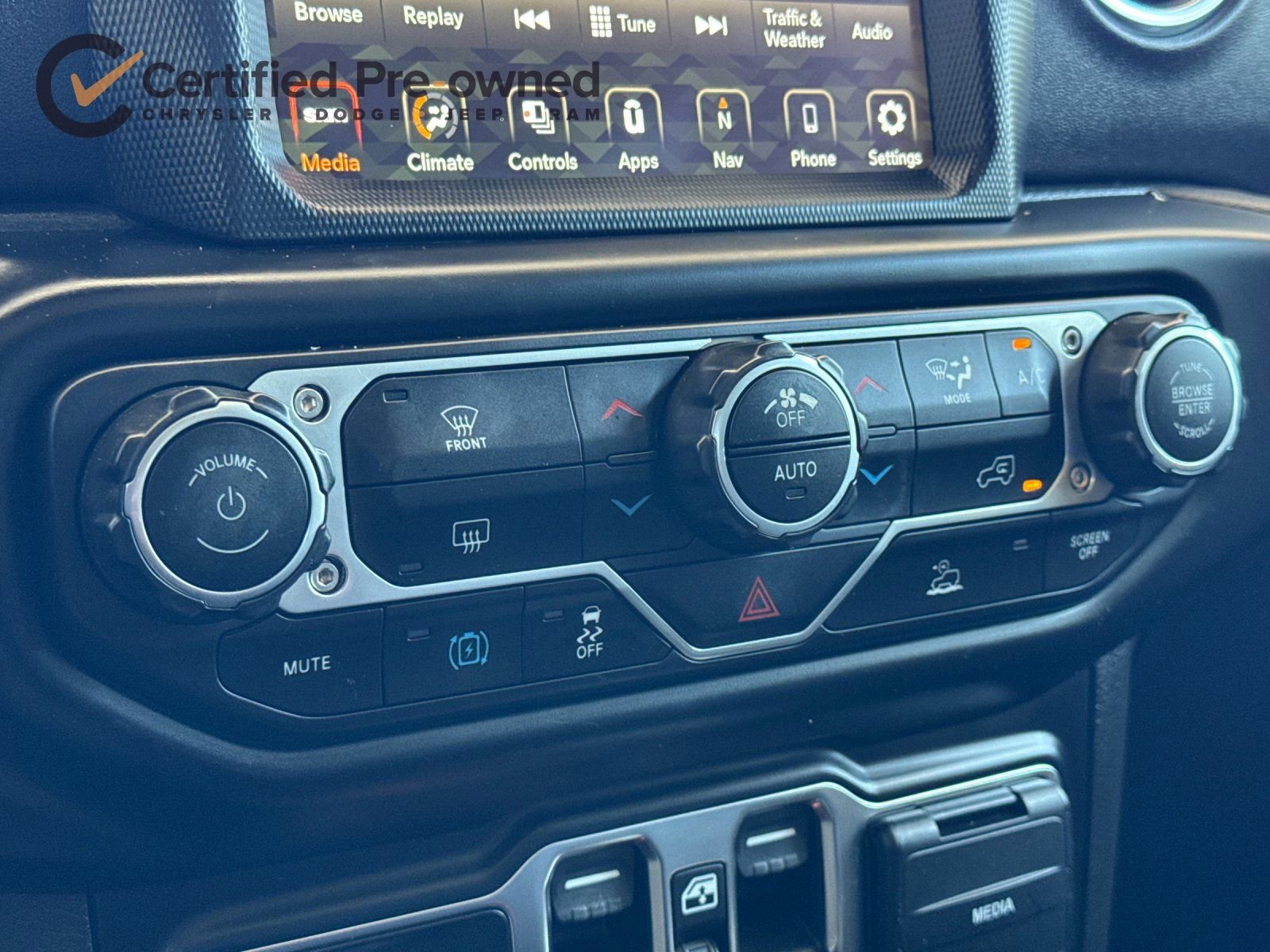 Certified 2021 Jeep Wrangler Unlimited Sahara image 22