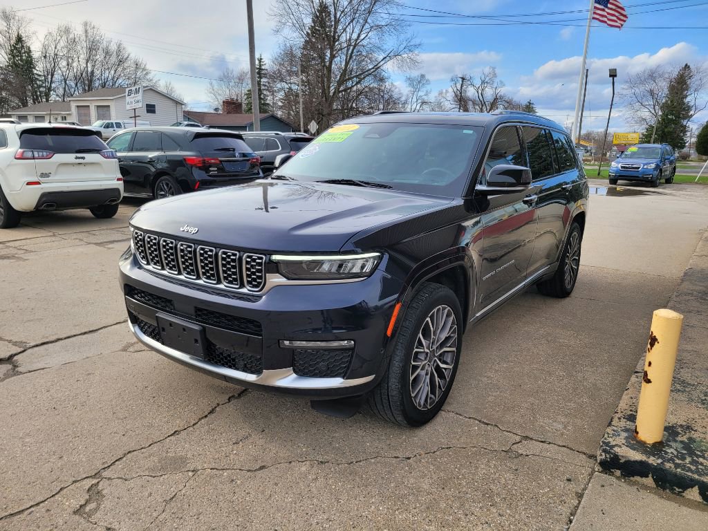 Used 2023 Jeep Grand Cherokee L Summit image 1