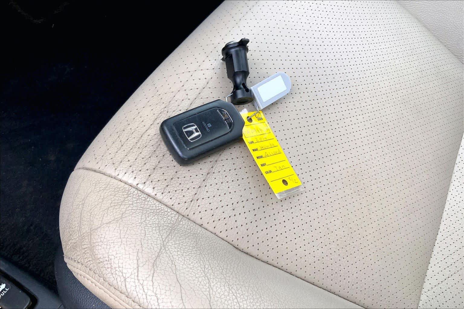 Used 2015 Honda Accord EX-L image 9