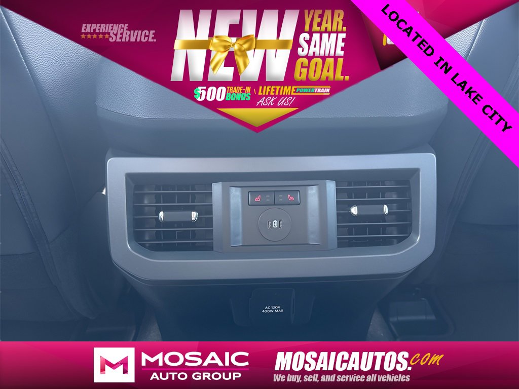 New 2025 Ford F350 Lariat w/ Lariat Ultimate Package image 14