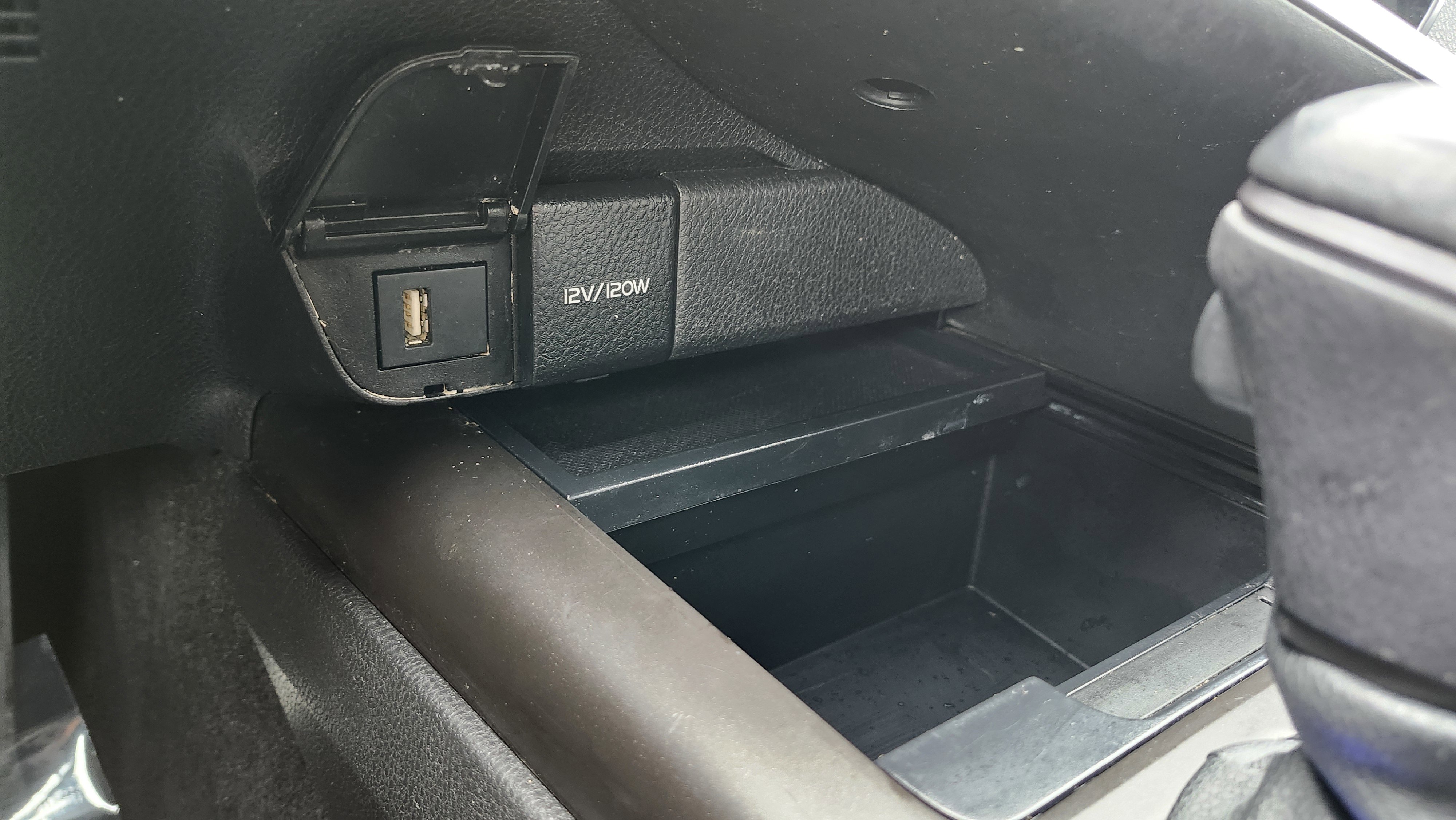 Used 2023 Toyota Camry SE image 8