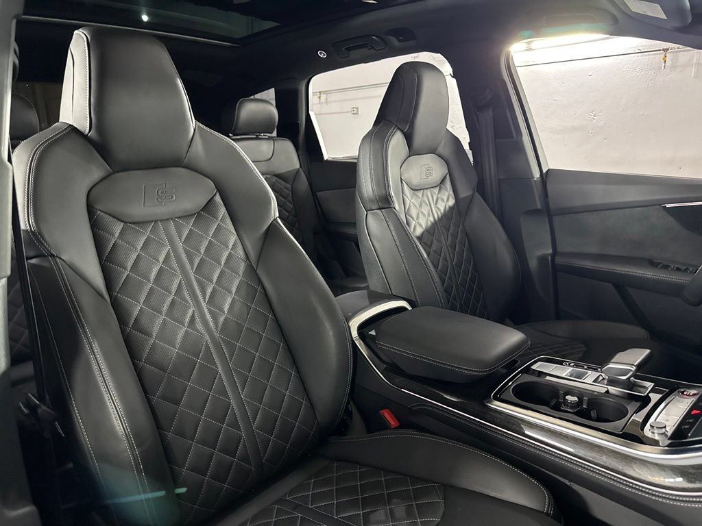 Used 2023 Audi SQ7 Premium Plus AWD/4WD image 54
