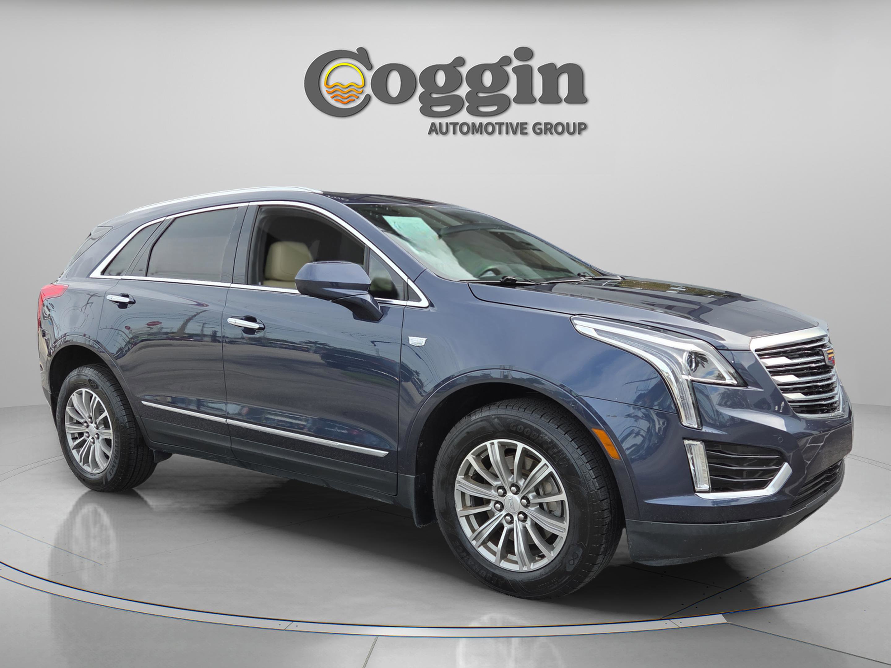 Used 2018 Cadillac XT5 Luxury w/ Driver Awareness Package FWD image 7