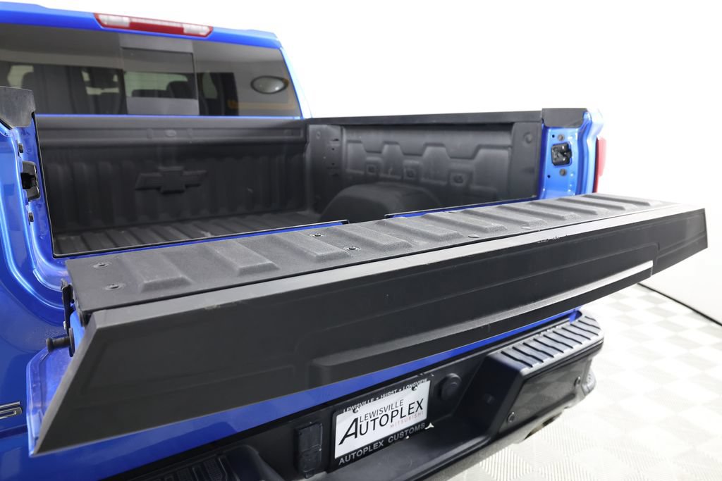 Used 2025 Chevrolet Silverado 1500 LT Trail Boss w/ LT Trail Boss Premium Package AWD/4WD image 7