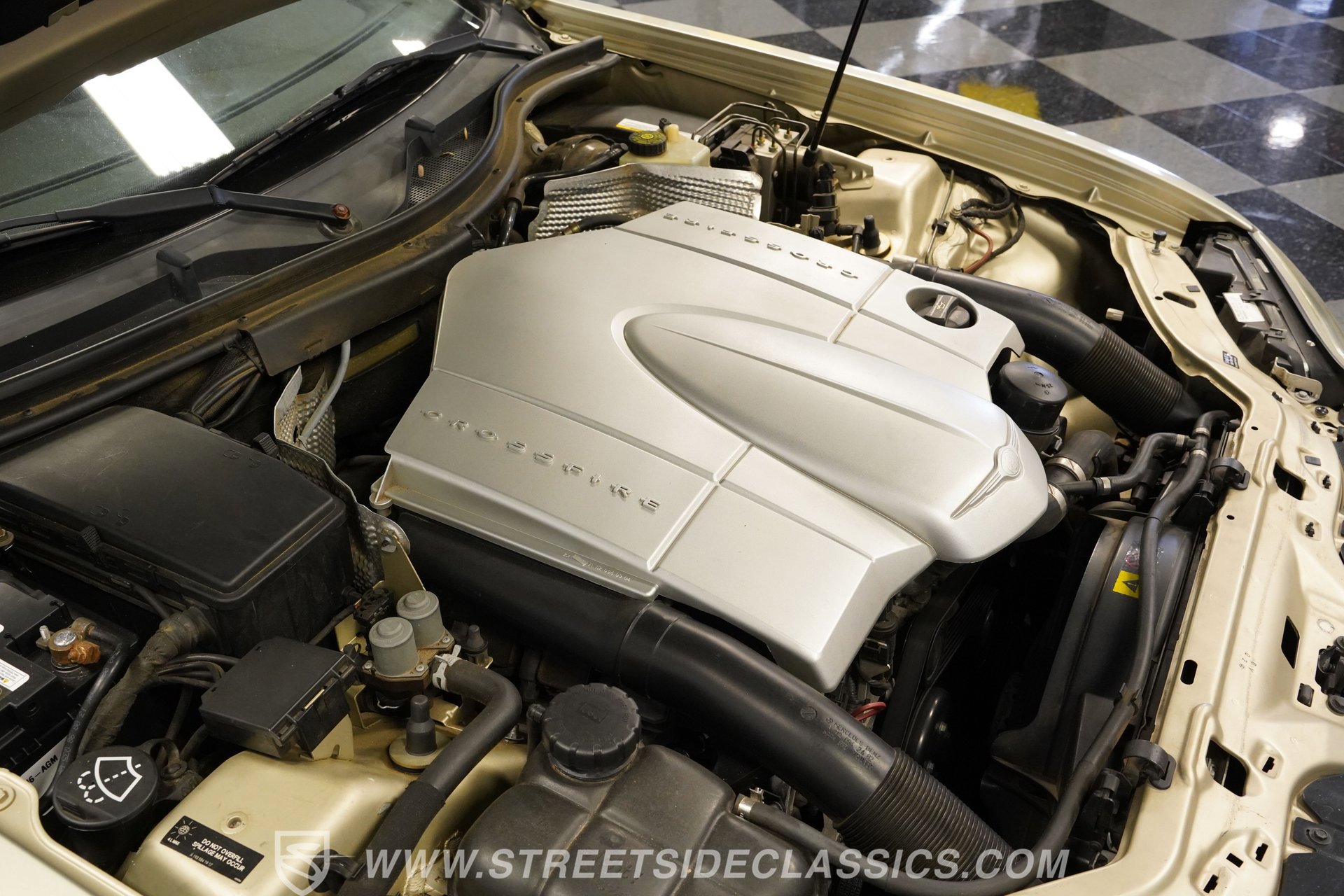 Used 2006 Chrysler Crossfire Limited RWD image 36