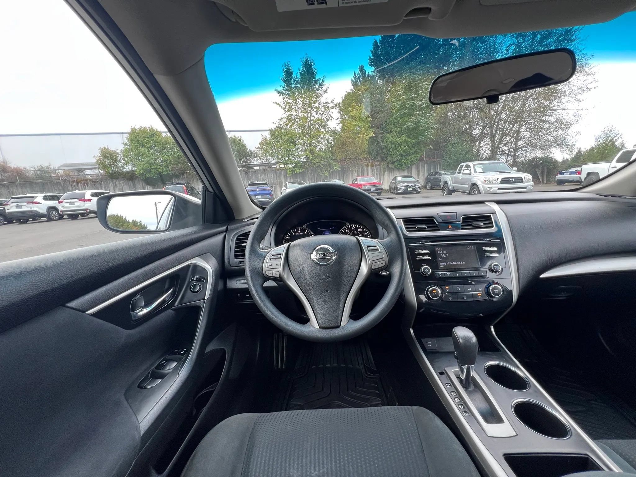 Used 2015 Nissan Altima 2.5 S w/ Power Driver Seat Package FWD image 26