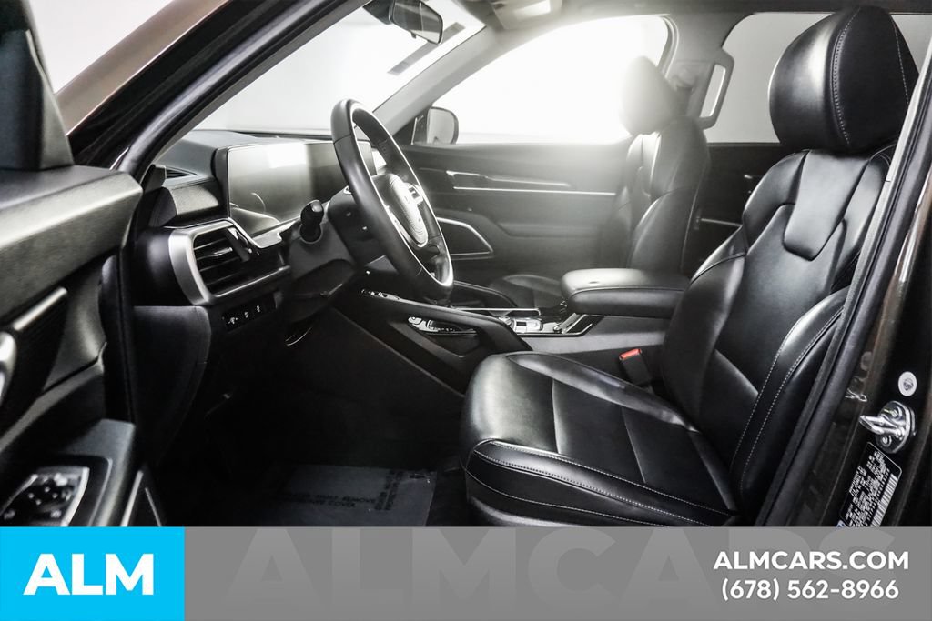 Used 2024 Kia Telluride S w/ S Sunroof Package FWD image 16