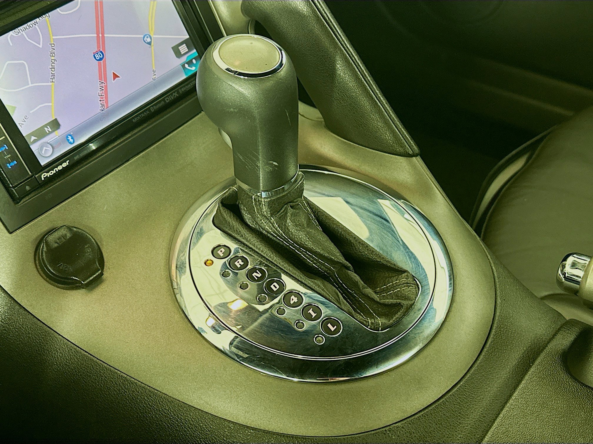 Used 2008 Pontiac Solstice GXP w/ Premium Package image 23