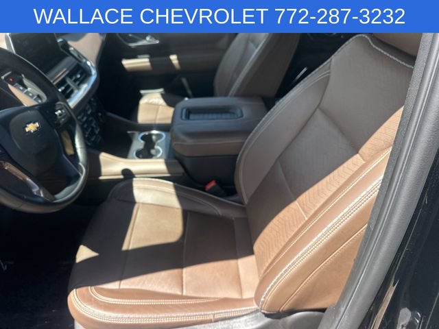 Used 2023 Chevrolet Tahoe High Country AWD/4WD image 15