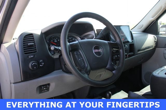 Used 2013 GMC Sierra 2500 W/T AWD/4WD image 2