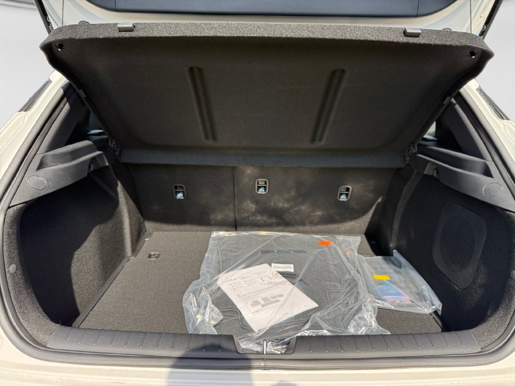 New 2026 Kia K4 GT-Line Turbo FWD image 18