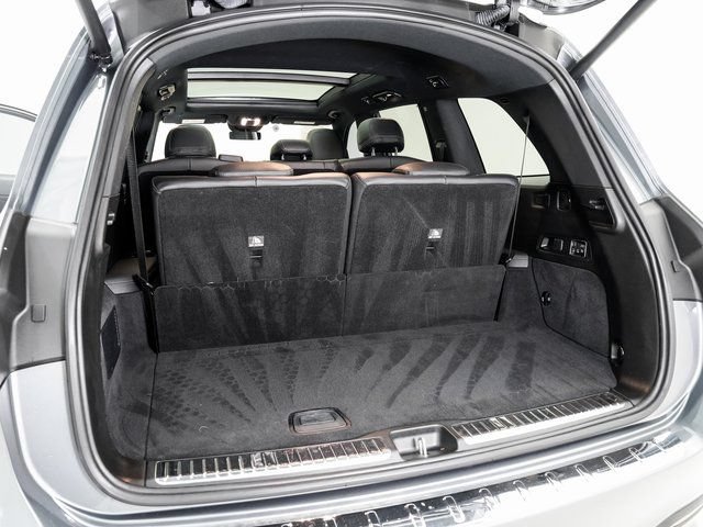 Used 2021 Mercedes-Benz GLS 580 4MATIC image 27