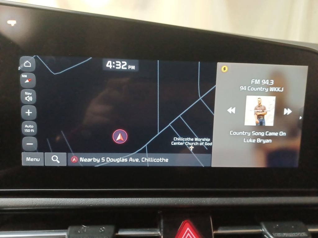 Used 2024 Kia Niro EX Touring image 20