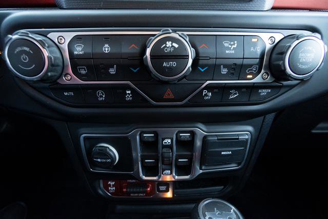 Used 2018 Jeep Wrangler Unlimited Rubicon w/ Dual Top Group image 20