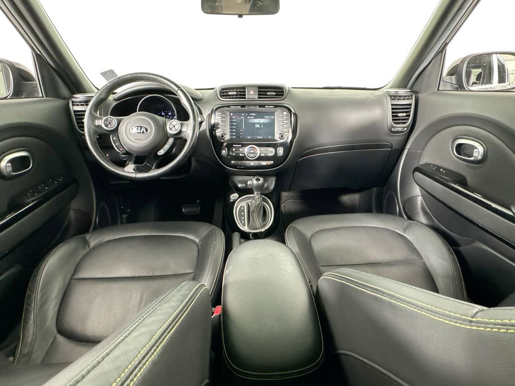 Used 2015 Kia Soul + w/ Primo Package FWD image 24