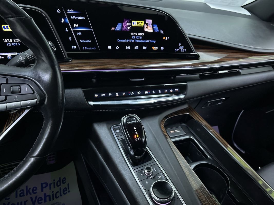 Used 2022 Cadillac Escalade Luxury w/ LPO, Illumination Package image 22