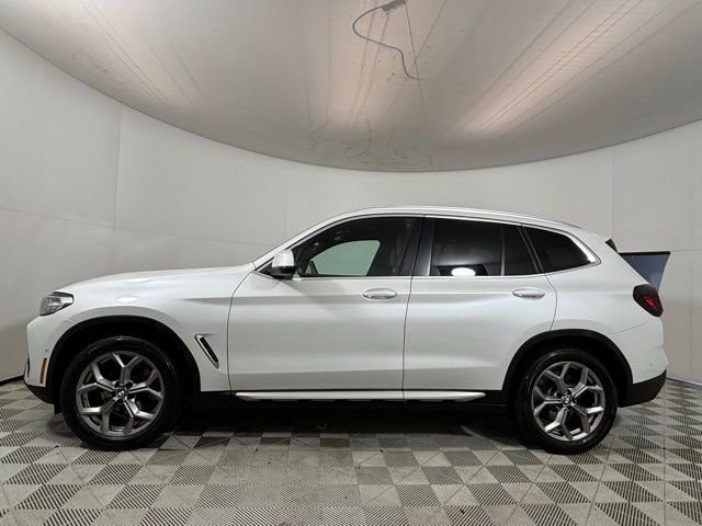 Used 2024 BMW X3 xDrive30i w/ Convenience Package AWD/4WD image 4
