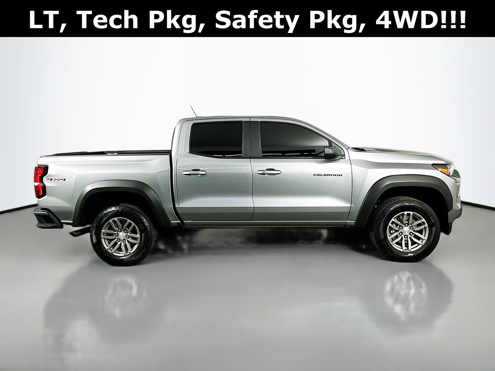 Used 2024 Chevrolet Colorado LT w/ LT Convenience Package II image 9