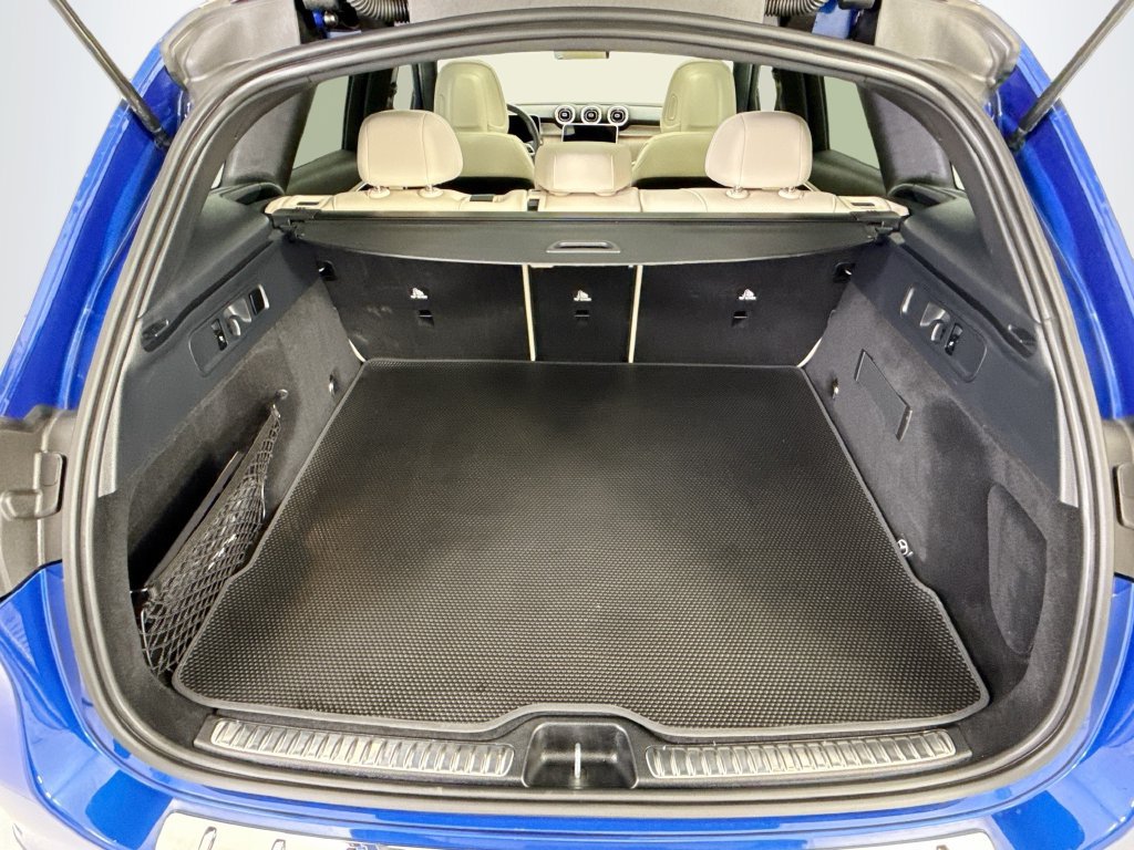 Certified 2026 Mercedes-Benz GLC 300 image 27