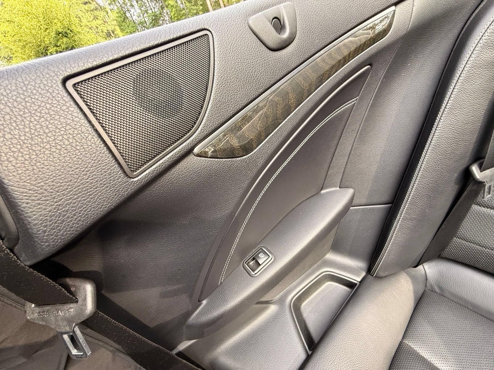 Used 2016 Mercedes-Benz E 400 Cabriolet image 27