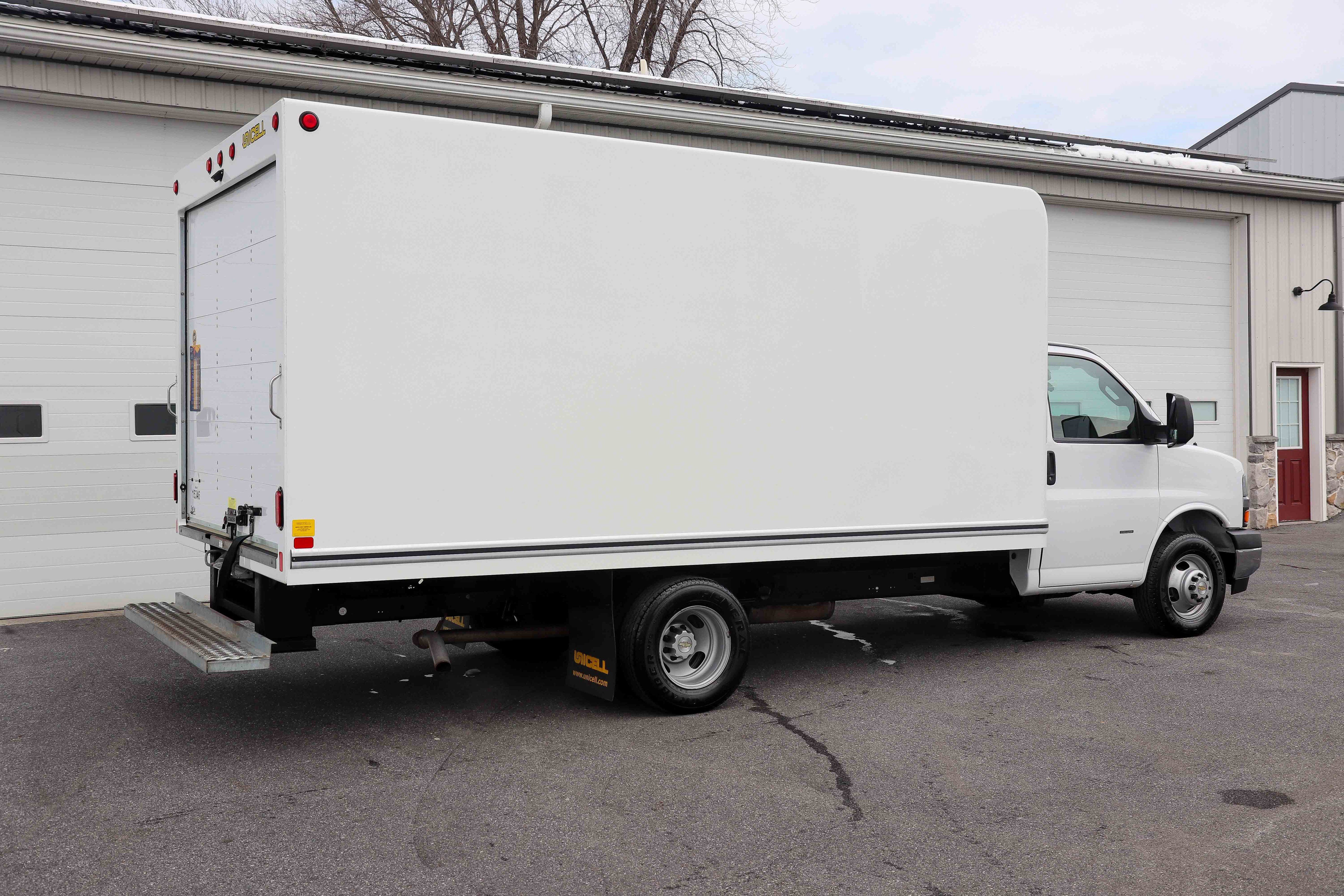 Used 2024 Chevrolet Express 3500 w/ Power Convenience Package RWD image 3