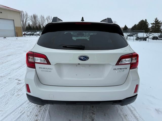 Used 2017 Subaru Outback 2.5i Premium image 2