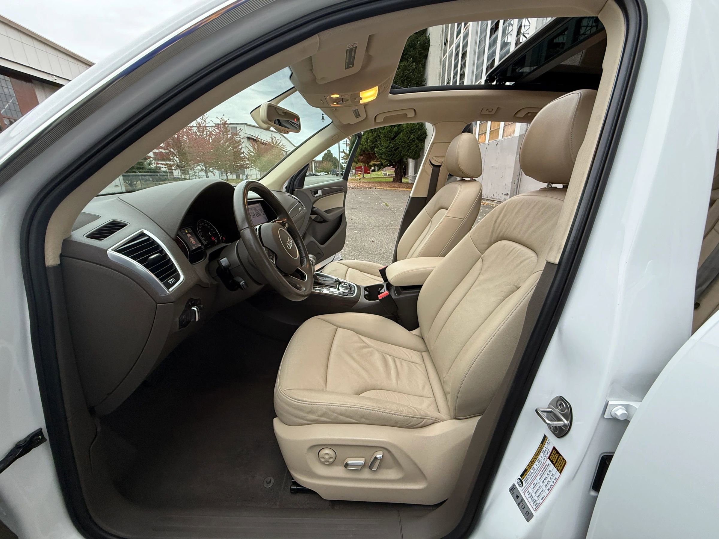 Used 2015 Audi Q5 TDI Premium Plus w/ Technology Package image 28