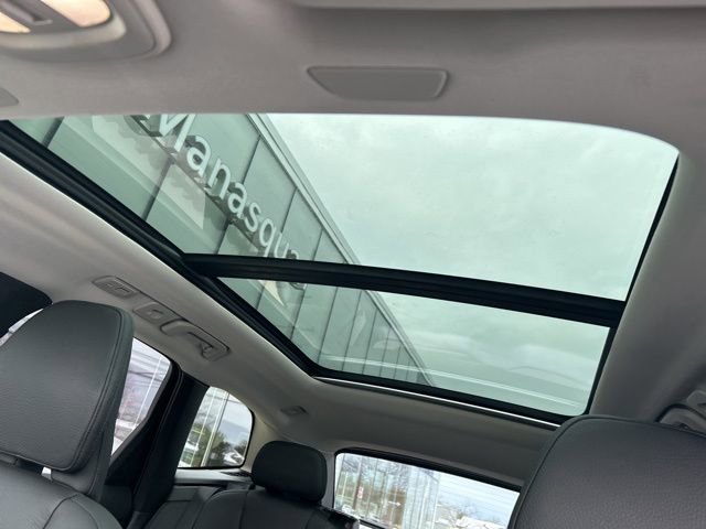 Certified 2025 Volvo XC60 B5 Plus image 27