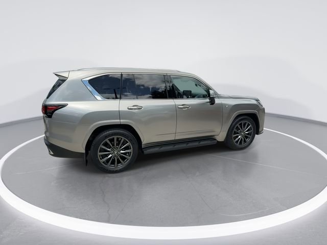 Used 2023 Lexus LX 600 F Sport w/ Accessory Package (Z1) image 9