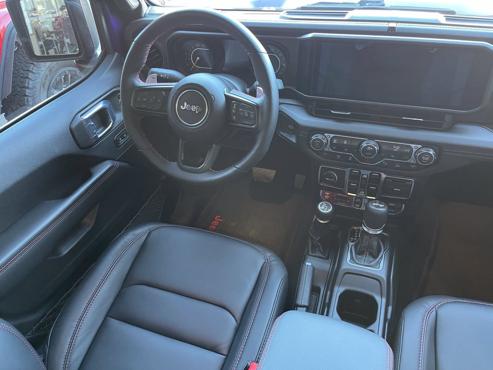 Used 2026 Jeep Wrangler Unlimited Rubicon 392 w/ Quick Order Package 27X Moab AWD/4WD image 13