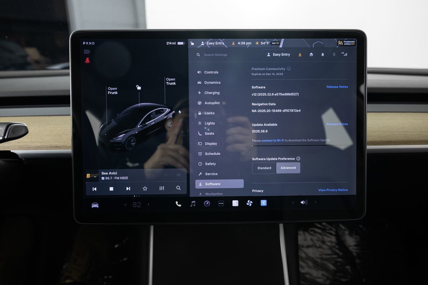 Used 2018 Tesla Model 3 Long Range image 35