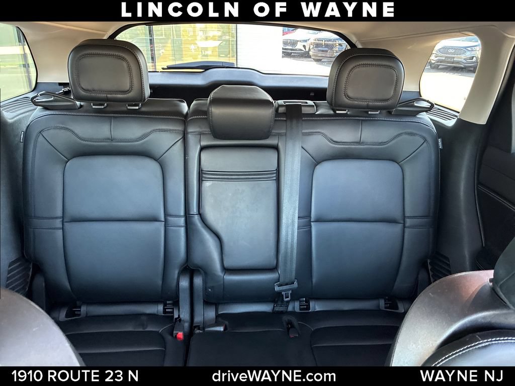 Certified 2023 Lincoln Corsair AWD w/ Rear Removable Package Tray image 15