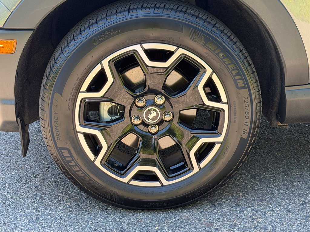 Certified 2025 Ford Bronco Sport Outer Banks w/ Outer Banks Tech Package+ AWD/4WD image 25
