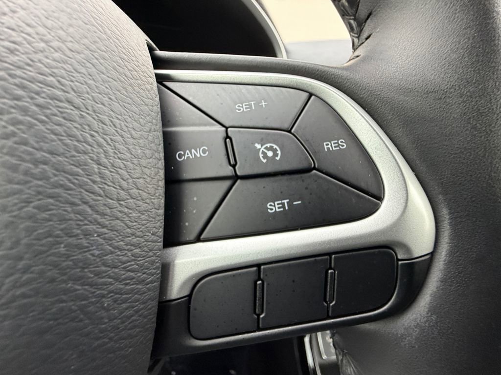 Used 2019 Jeep Compass Altitude image 24