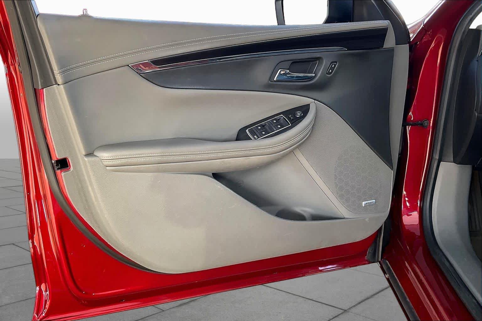 Used 2018 Chevrolet Impala LT w/ Sunroof and Spoiler Package FWD image 22