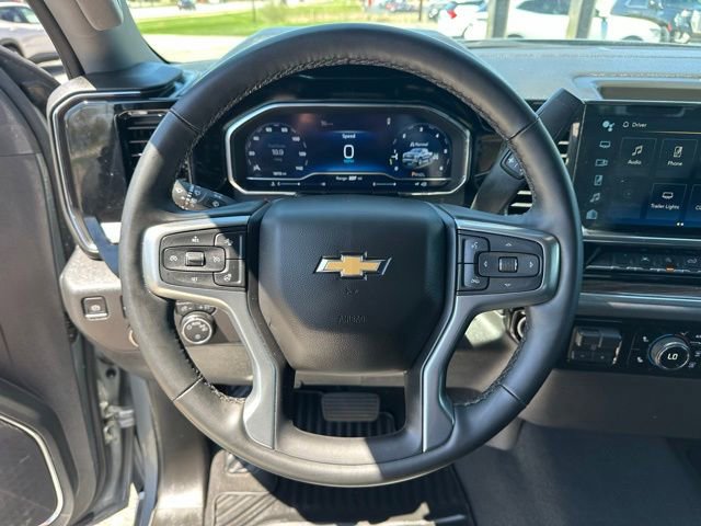 Used 2025 Chevrolet Silverado 1500 LT AWD/4WD image 19