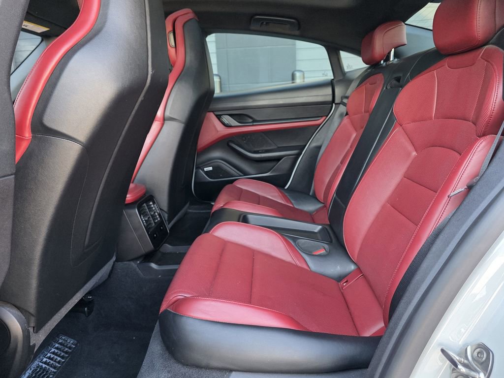 Used 2020 Porsche Taycan 4S image 16