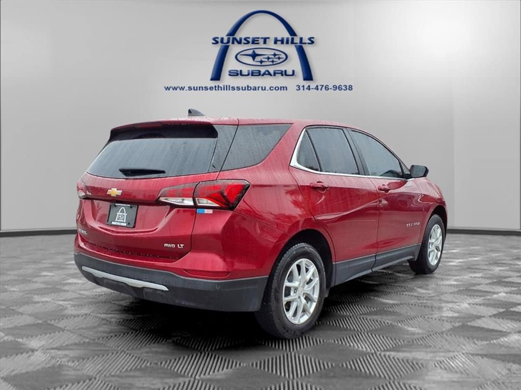 Used 2024 Chevrolet Equinox LT image 2
