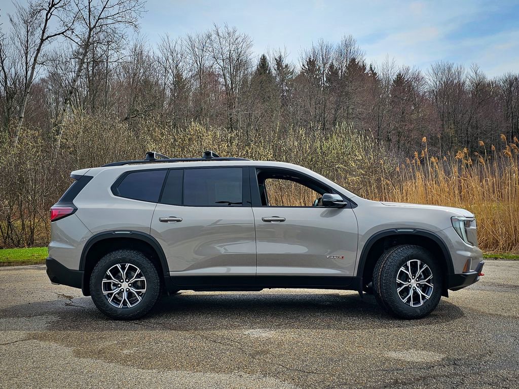 New 2026 GMC Acadia AT4 image 2