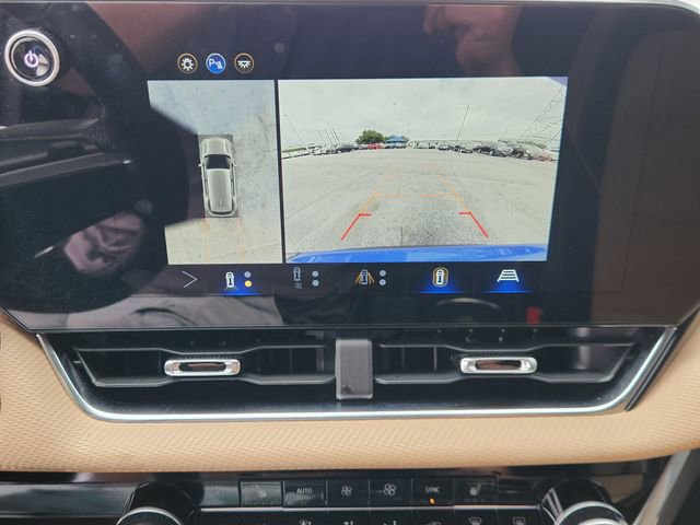 Used 2025 Chevrolet Equinox ACTIV w/ Safety and Technology Package AWD/4WD image 17