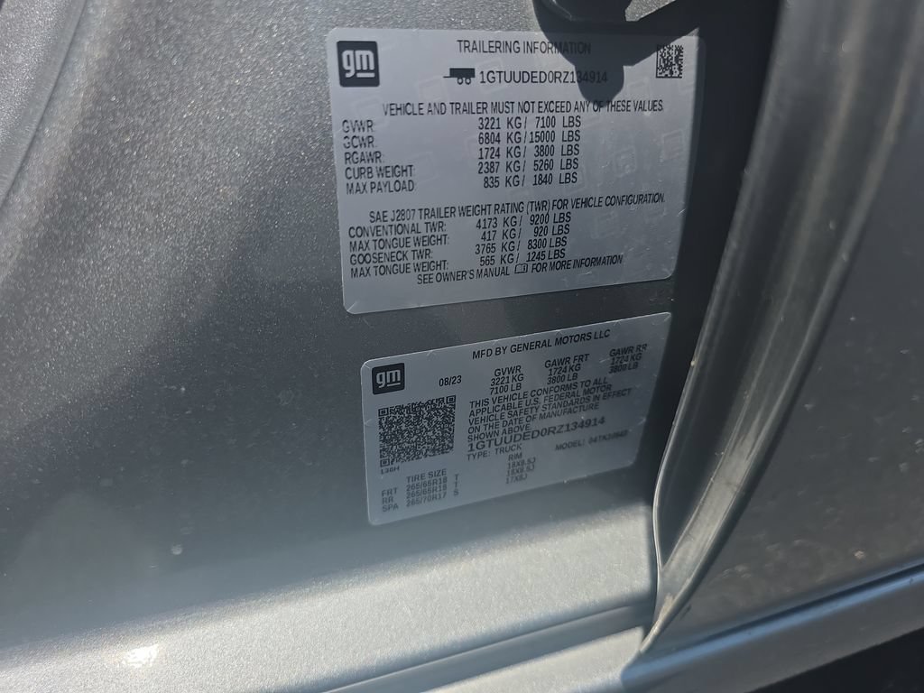 Certified 2024 GMC Sierra 1500 SLT AWD/4WD image 32