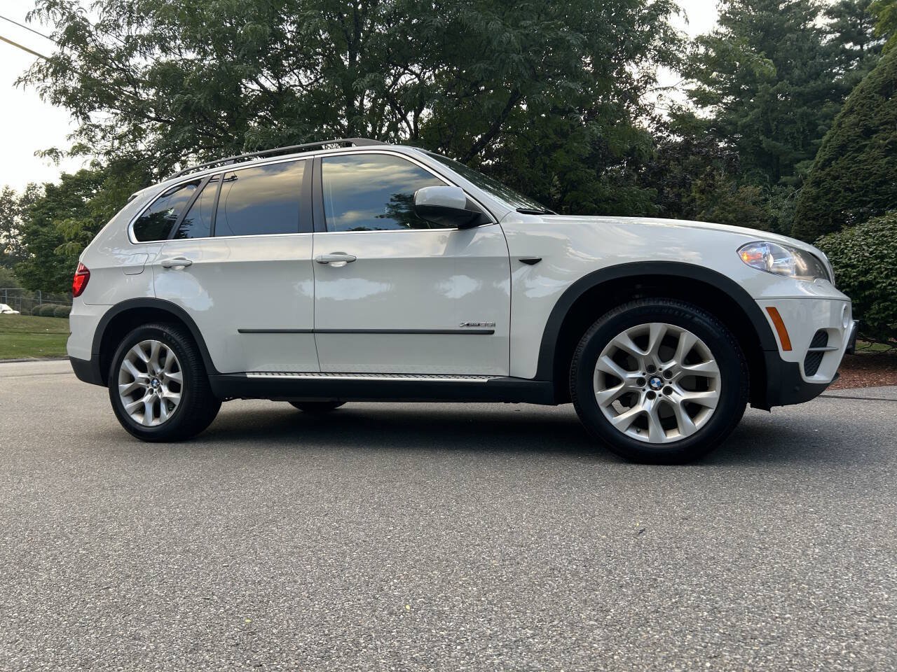 Used 2013 BMW X5 xDrive35i AWD/4WD image 3