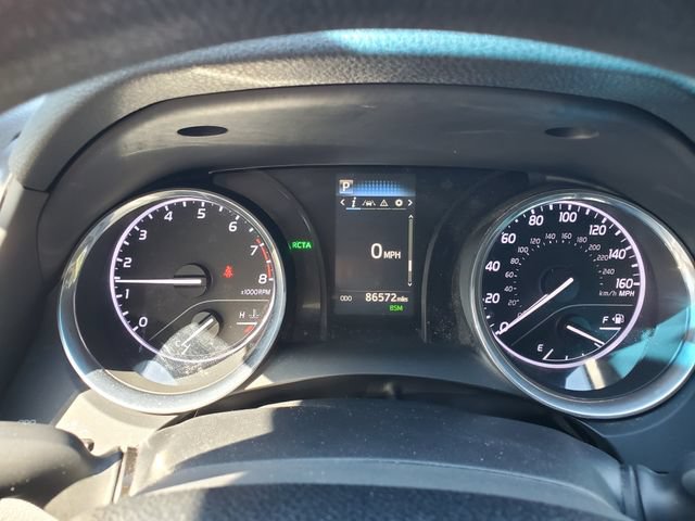 Used 2019 Toyota Camry LE FWD image 21