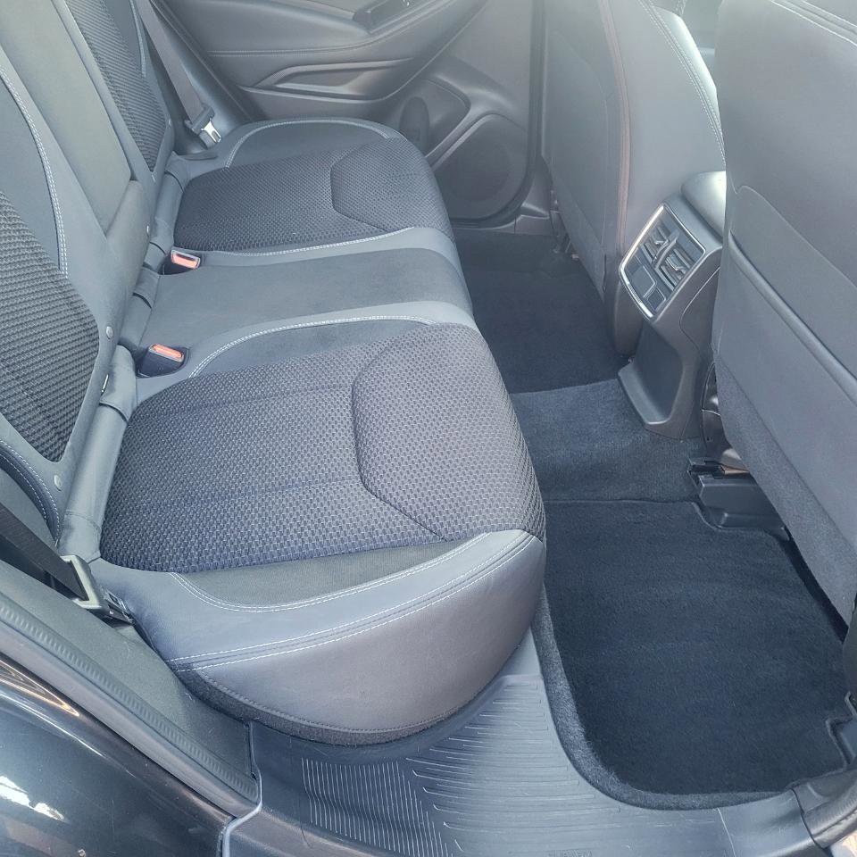 Used 2019 Subaru Forester Premium w/ All-Weather Package image 31